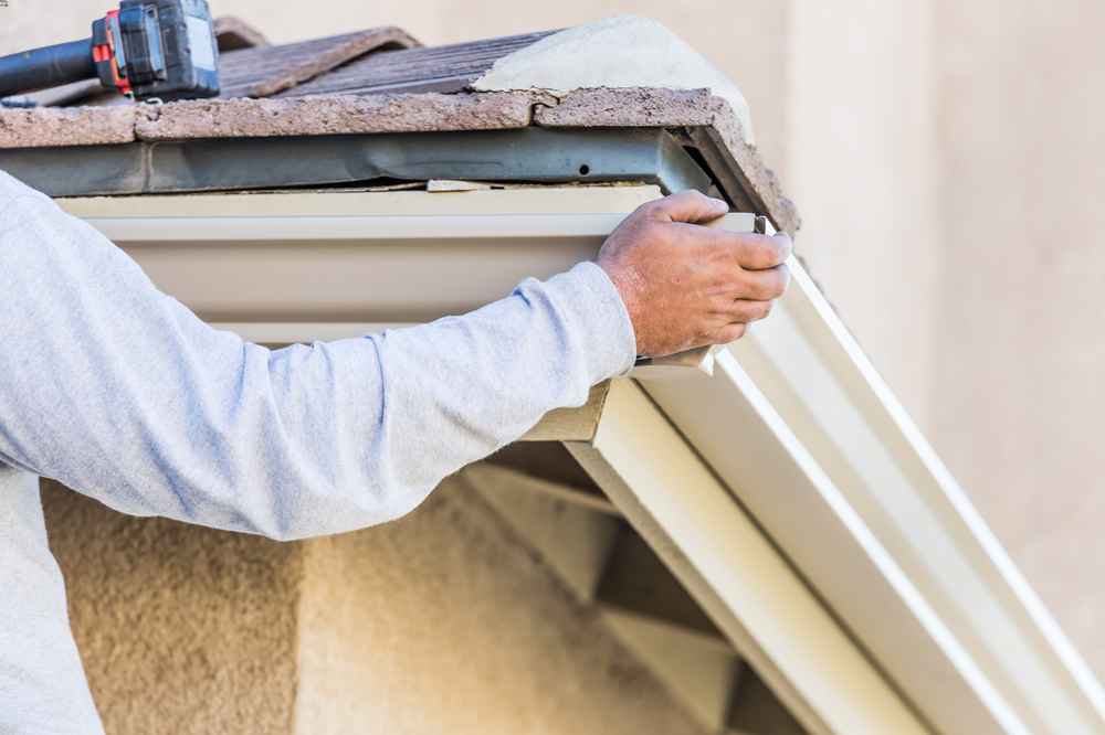 When to Replace Your Gutters: 9 Signs Salt Lake City Homeowners Shouldn’t Ignore